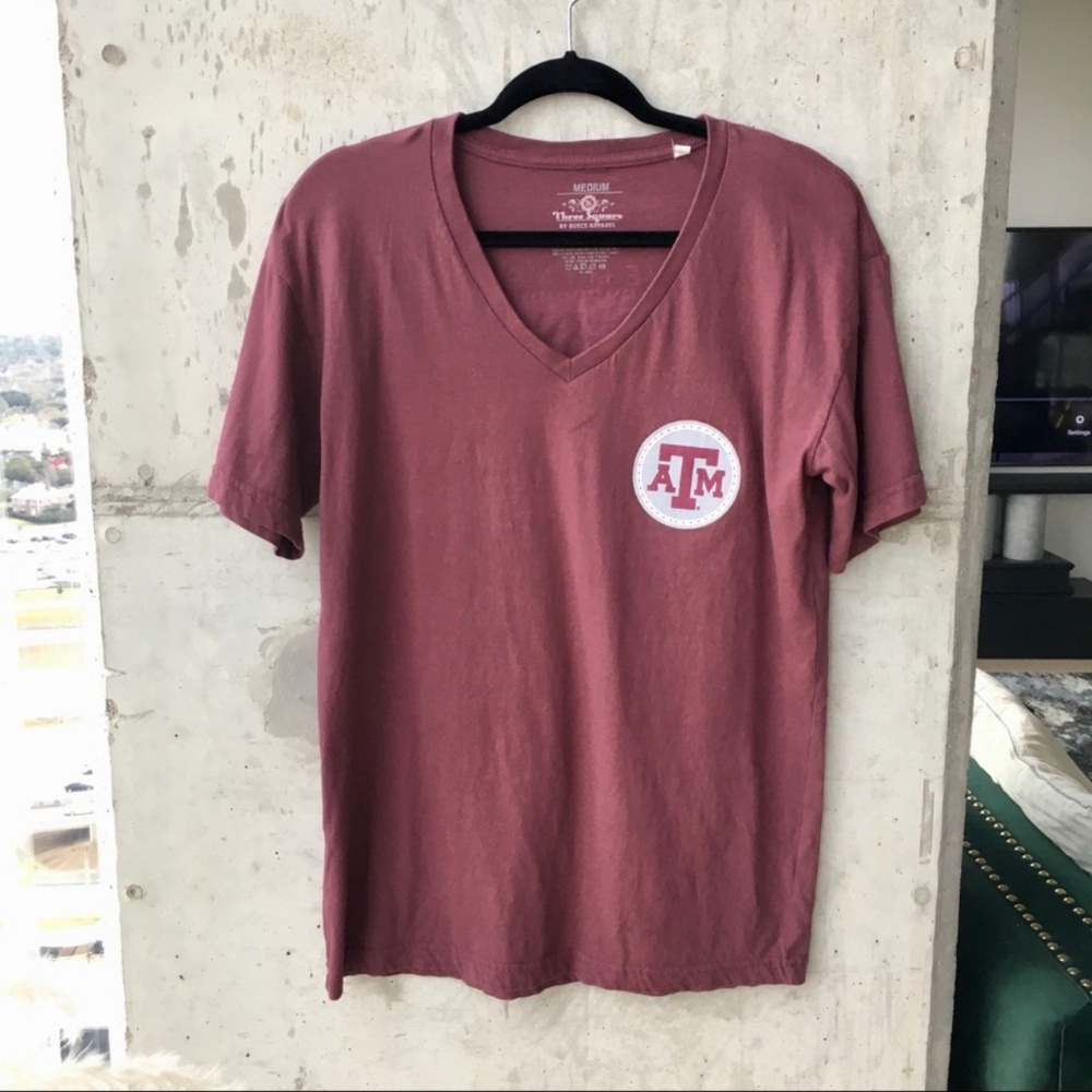 Three Square by Royce Apparel Texas A&M Southwestern Print V-Neck Tee Shirt M
